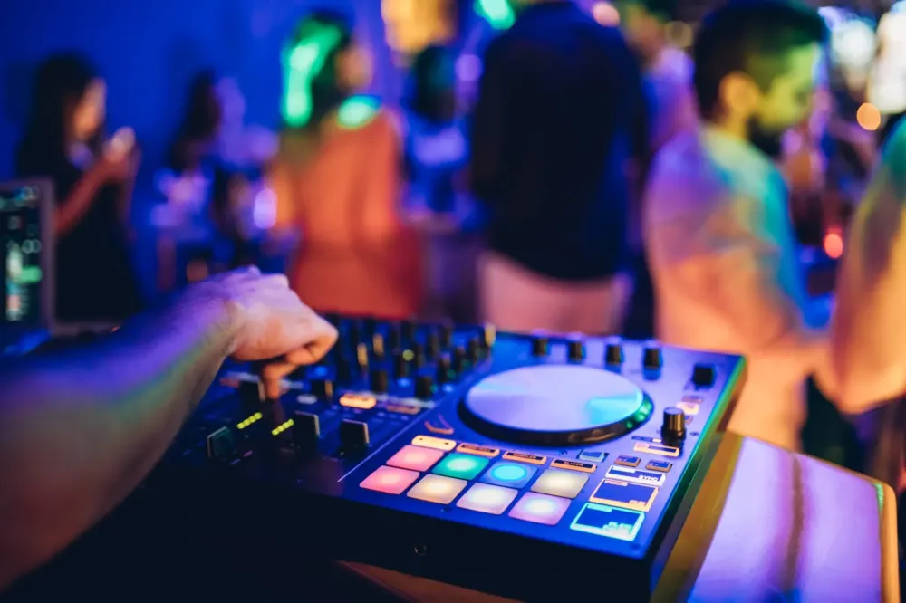 DJ soirée près de Angers 
